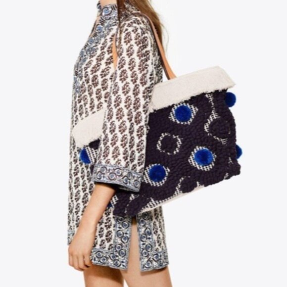 Tory Burch Womens Pom Pom Fringe Canvas Large Woven Tote Bag Double Handle Navy - Picture 1 of 5